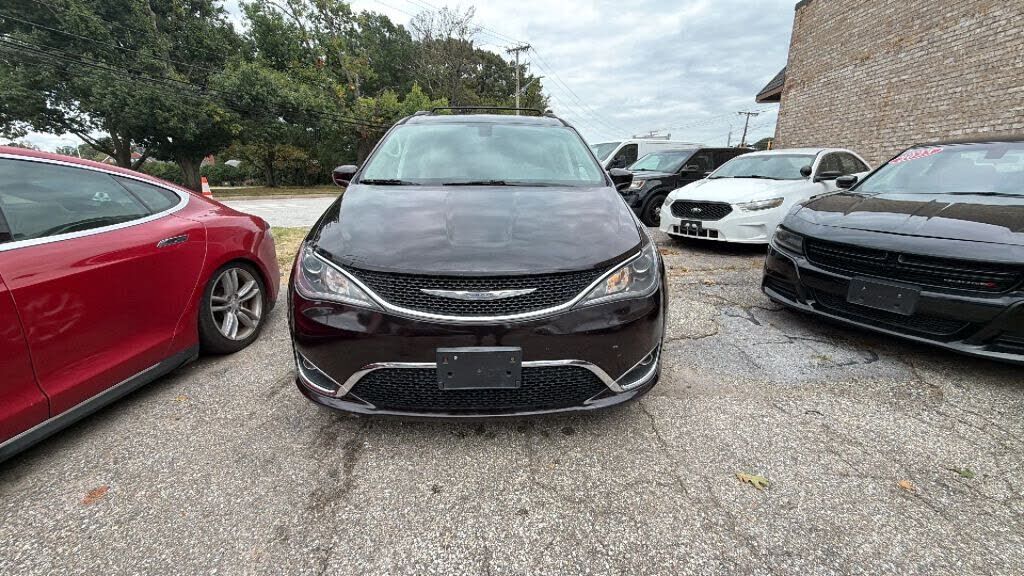2017 CHRYSLER Pacifica