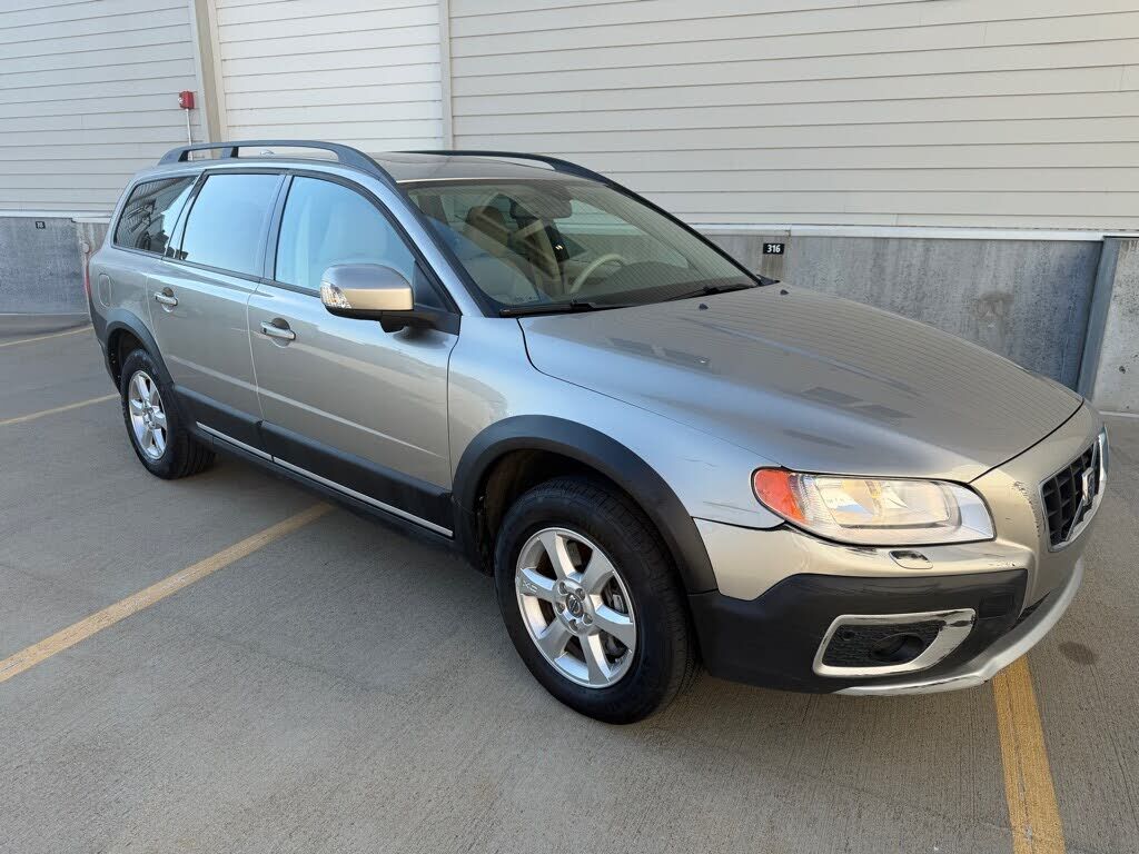 2008 VOLVO XC70