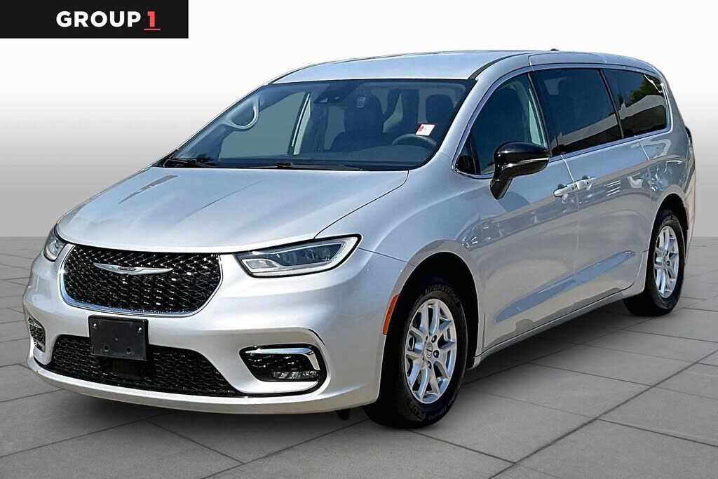 2024 CHRYSLER Pacifica