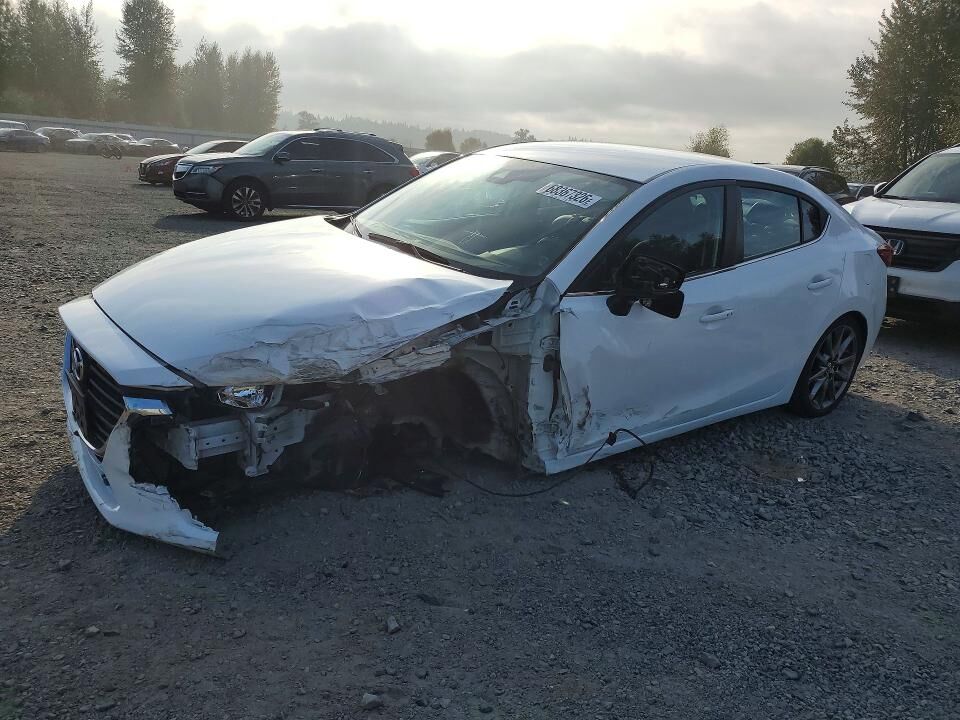 2018 MAZDA Mazda3