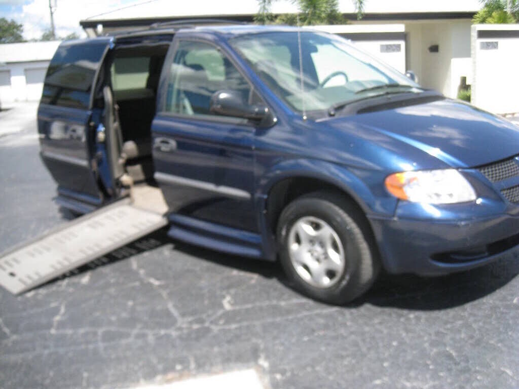 2003 DODGE Caravan