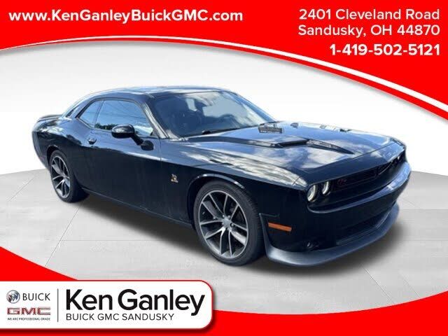 2016 DODGE Challenger