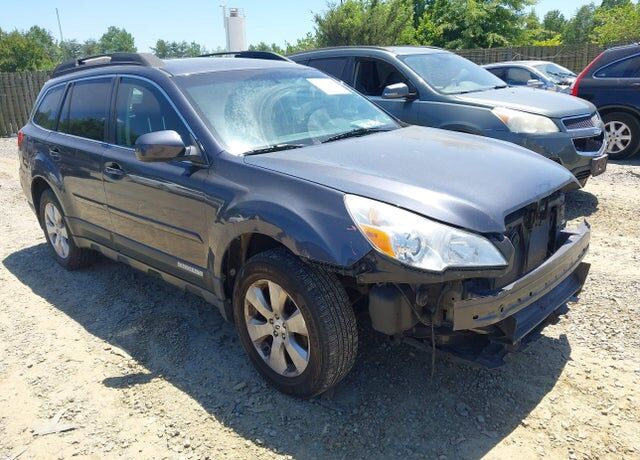 2012 SUBARU Outback