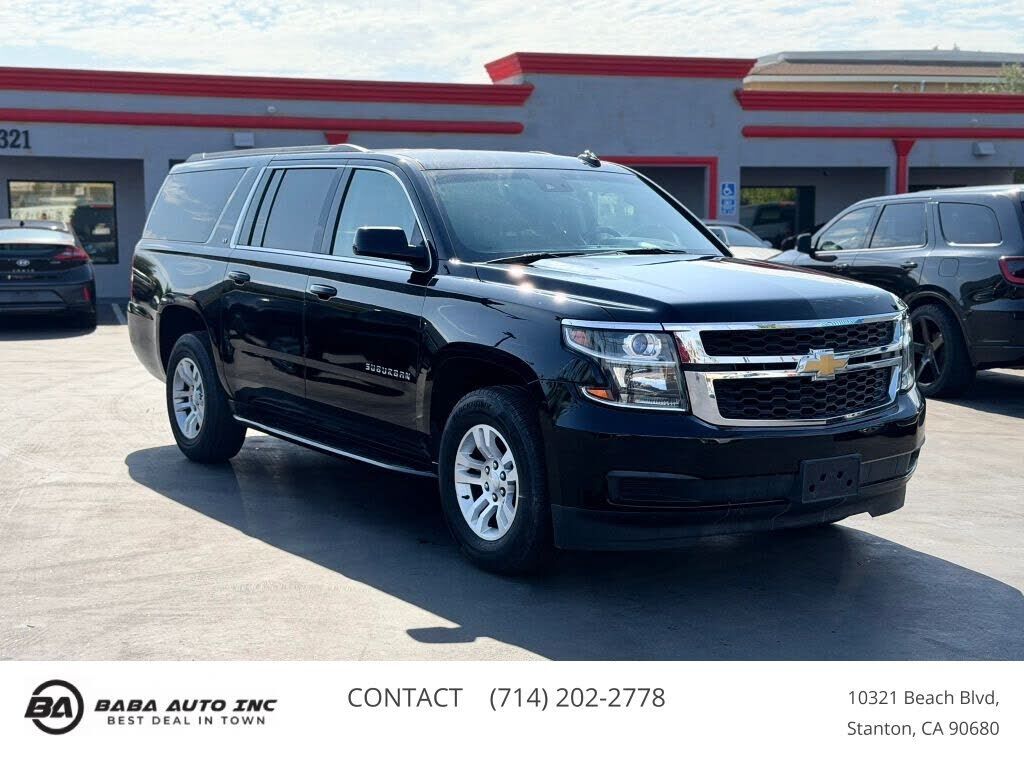2017 CHEVROLET Suburban