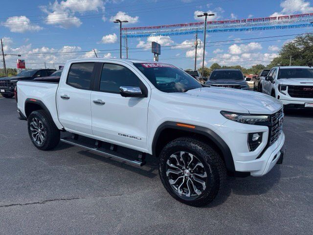 2024 GMC Canyon