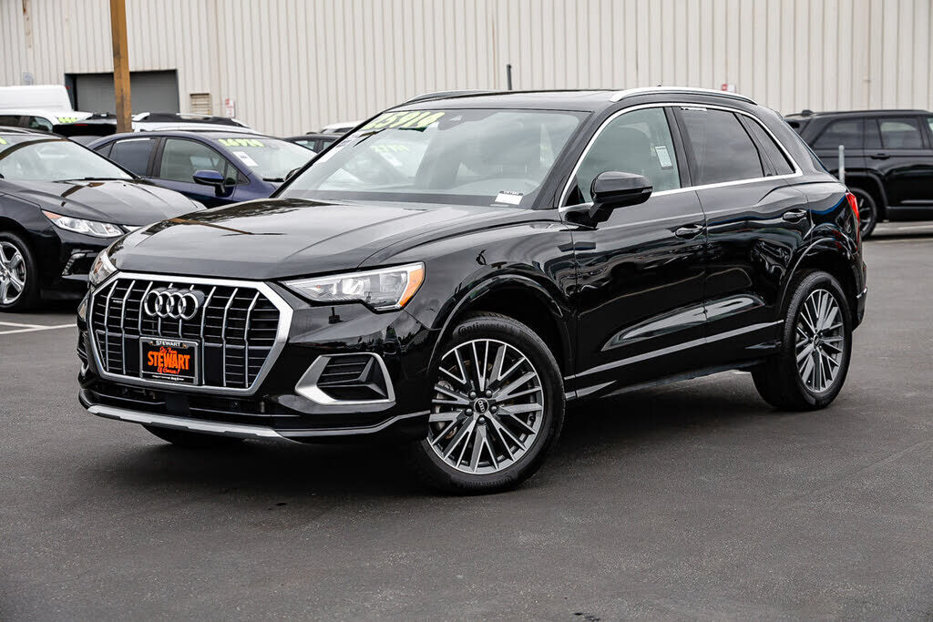 2022 AUDI Q3