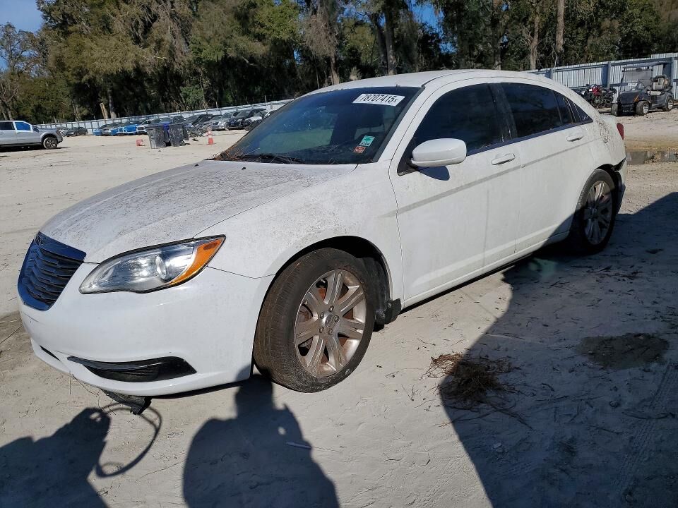 2014 CHRYSLER 200