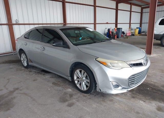 2013 TOYOTA Avalon