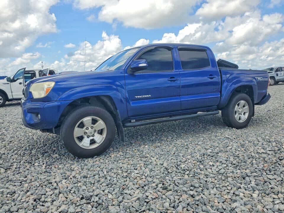 2015 TOYOTA Tacoma