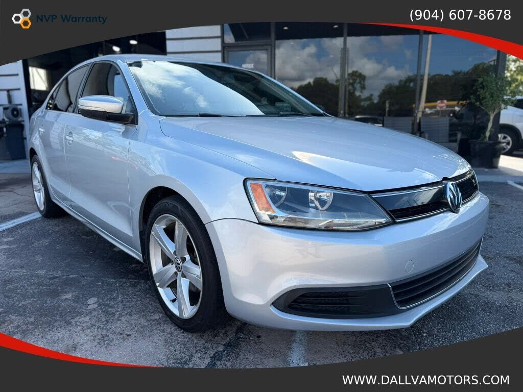 2013 VOLKSWAGEN Jetta