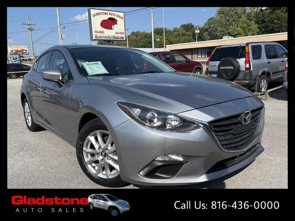 2016 MAZDA Mazda3
