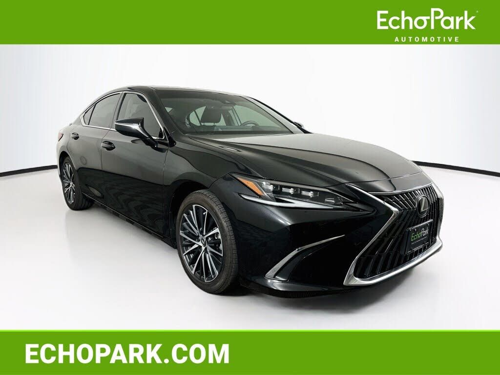 2024 LEXUS ES