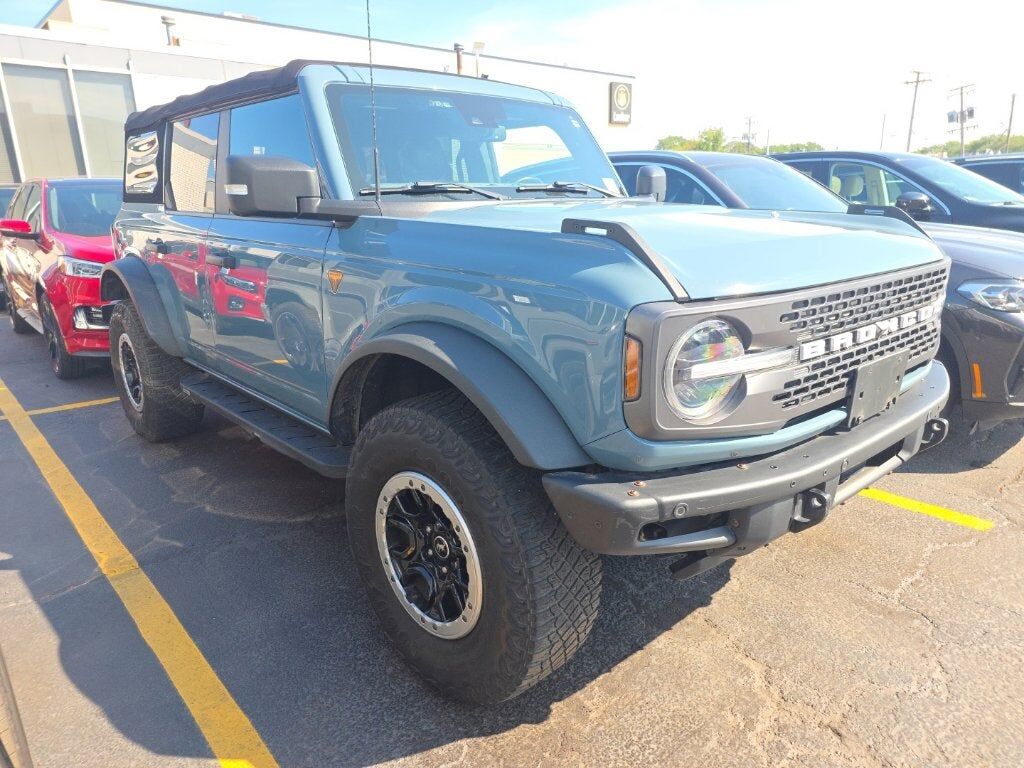 2021 FORD Bronco