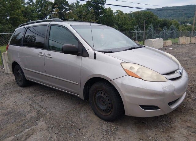 2008 TOYOTA Sienna