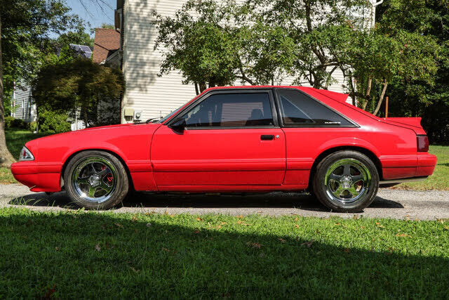 1992 FORD Mustang