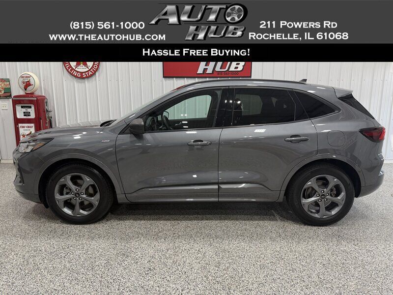 2023 FORD Escape
