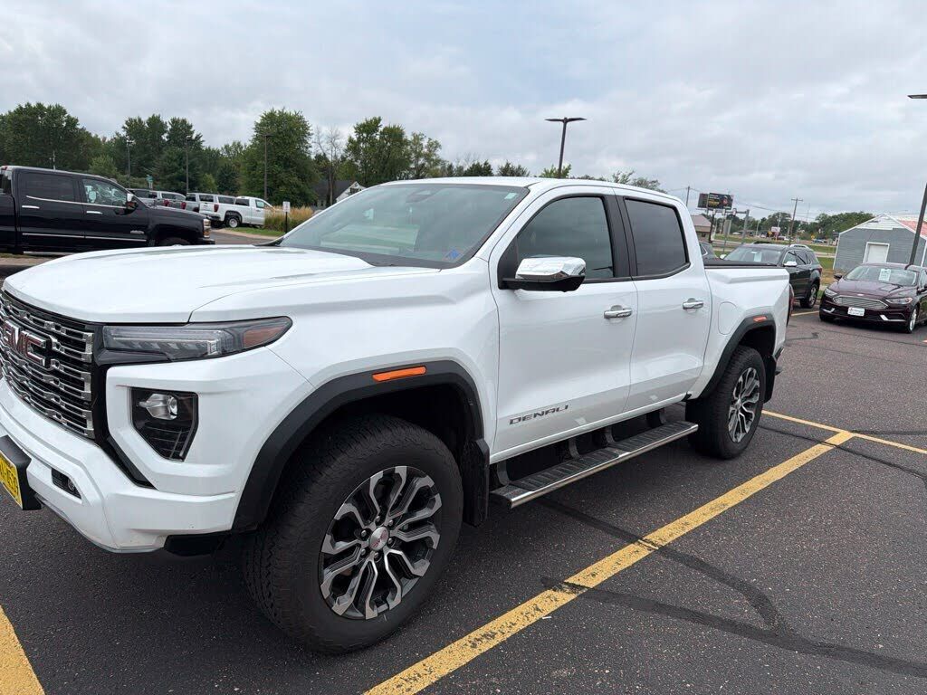 2025 GMC Canyon