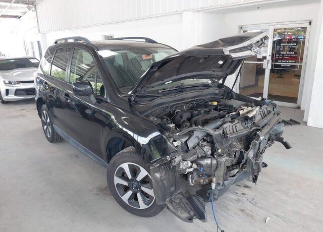 2017 SUBARU Forester