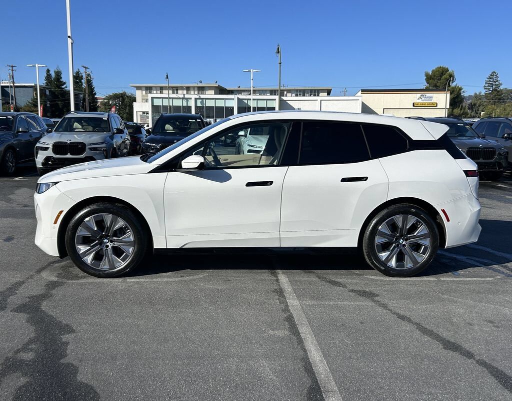 2026 BMW iX