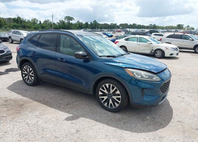 2020 FORD Escape