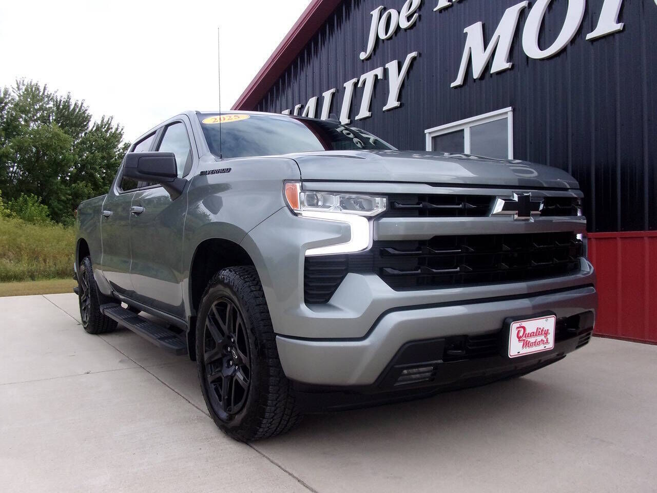 2025 CHEVROLET Silverado