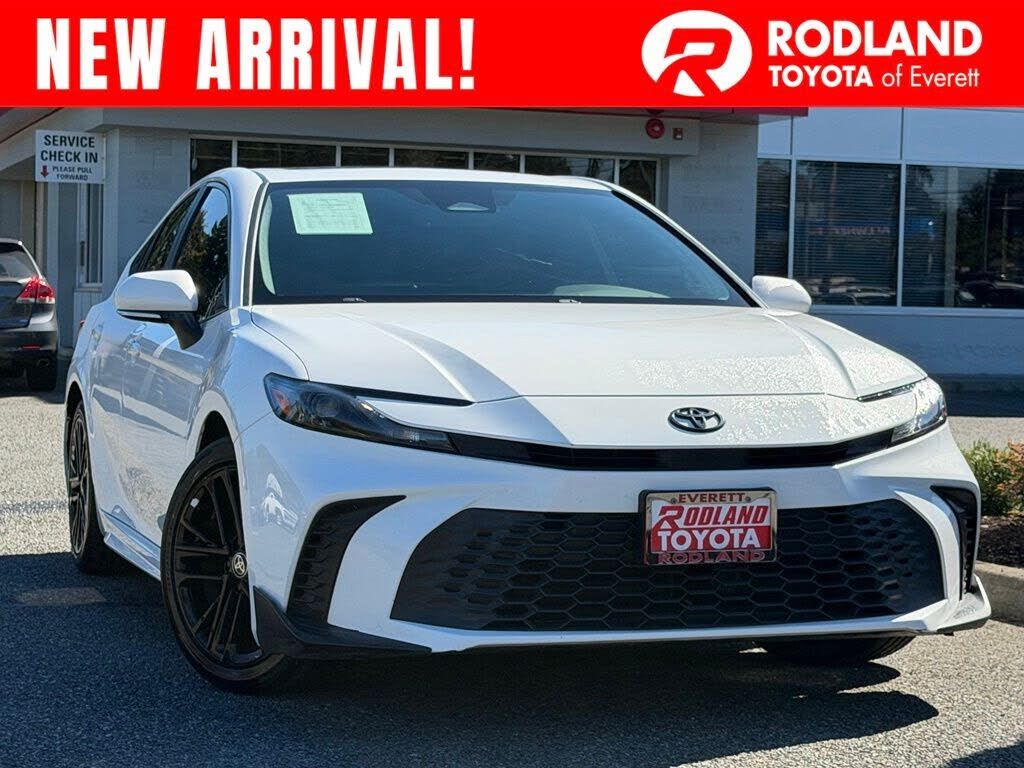 2025 TOYOTA Camry
