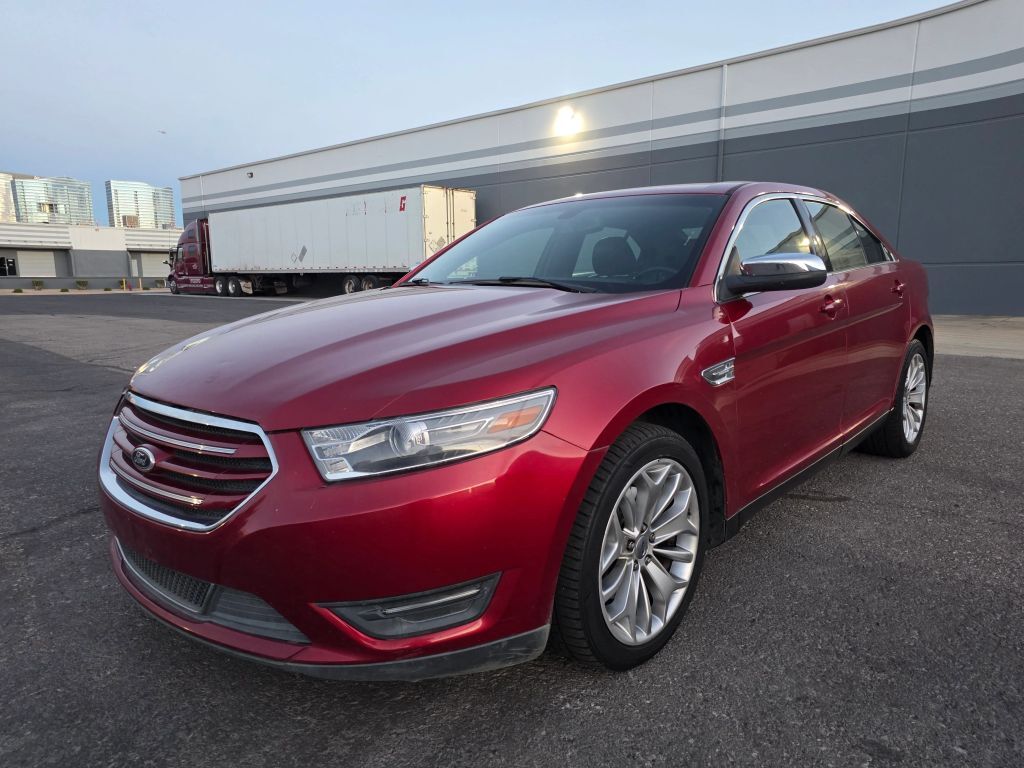 2013 FORD Taurus
