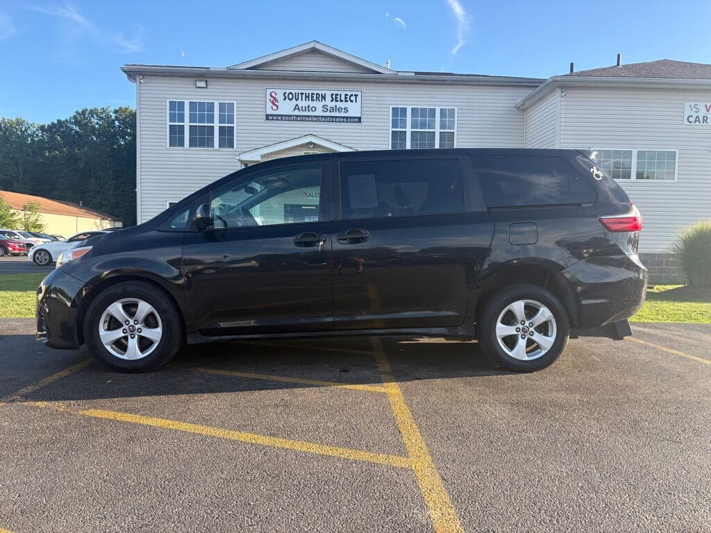 2020 TOYOTA Sienna