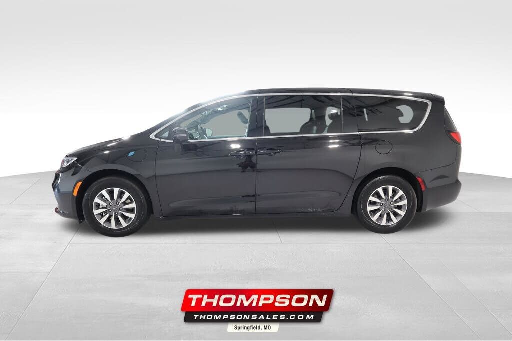 2025 CHRYSLER Pacifica