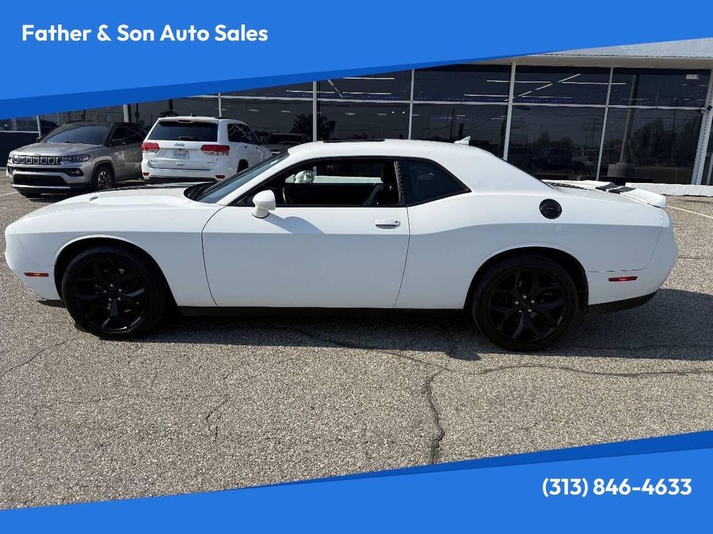 2016 DODGE Challenger