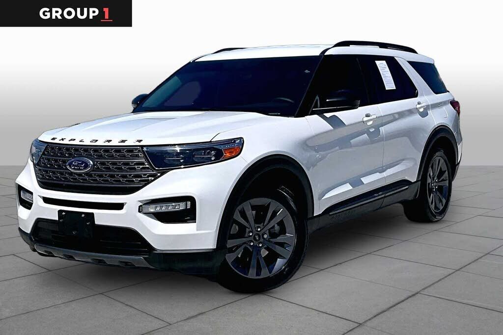 2024 FORD Explorer