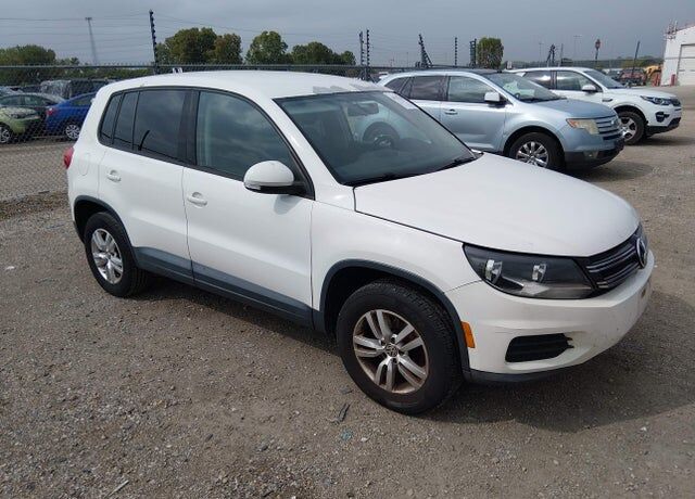 2014 VOLKSWAGEN Tiguan