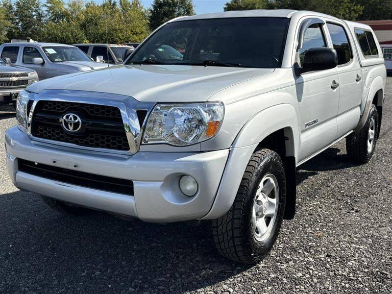 2011 TOYOTA Tacoma