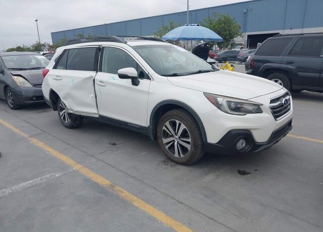 2018 SUBARU Outback