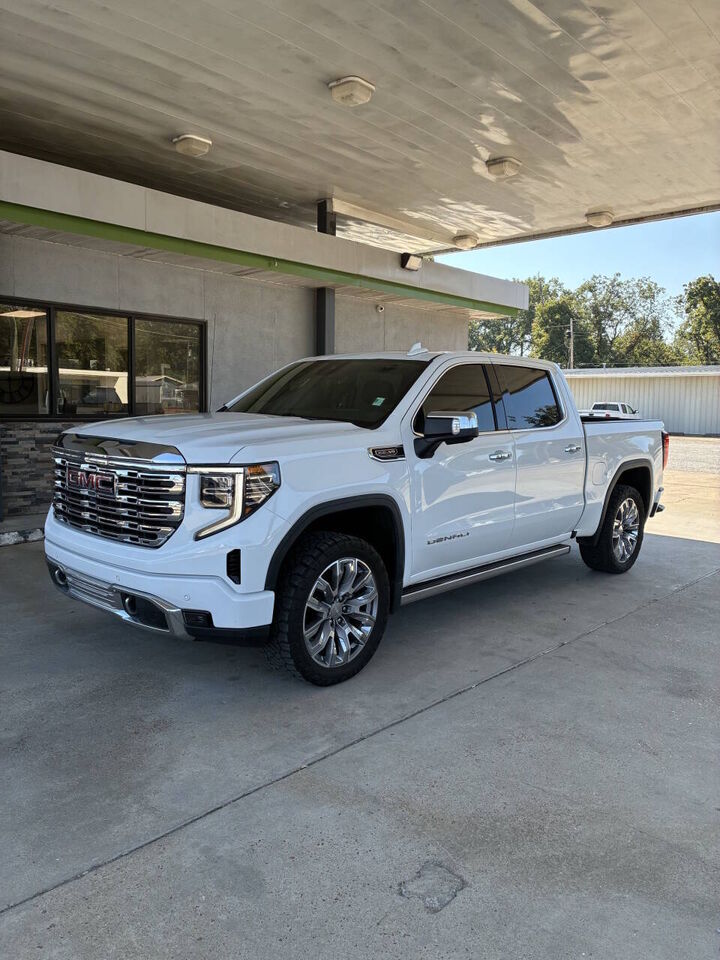 2023 GMC Sierra
