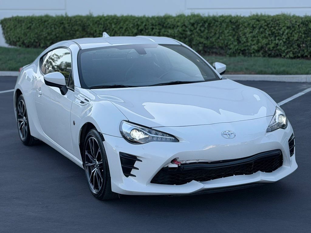 2019 TOYOTA 86