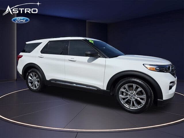 2023 FORD Explorer