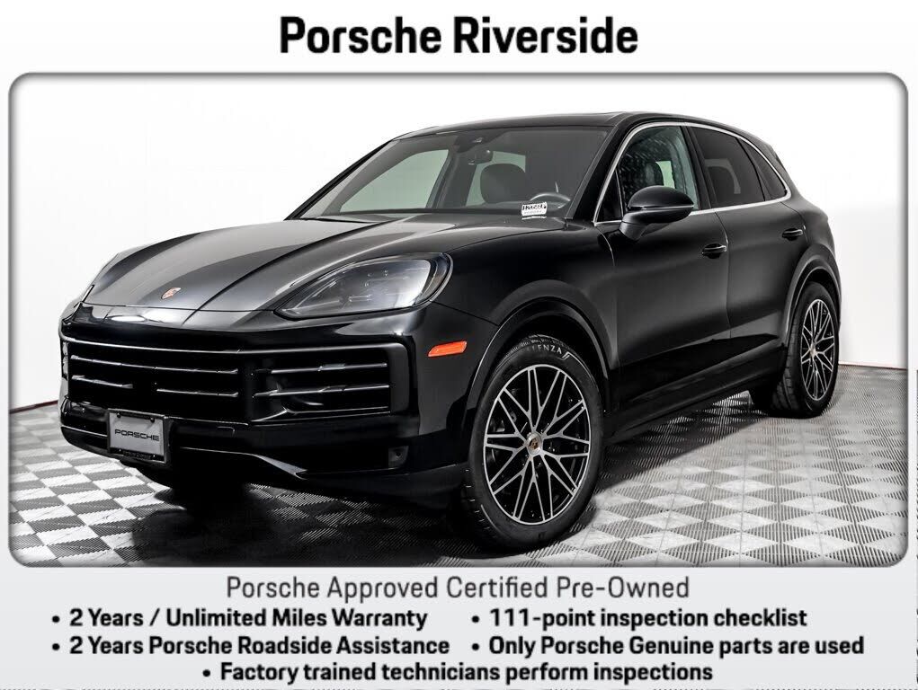 2024 PORSCHE Cayenne