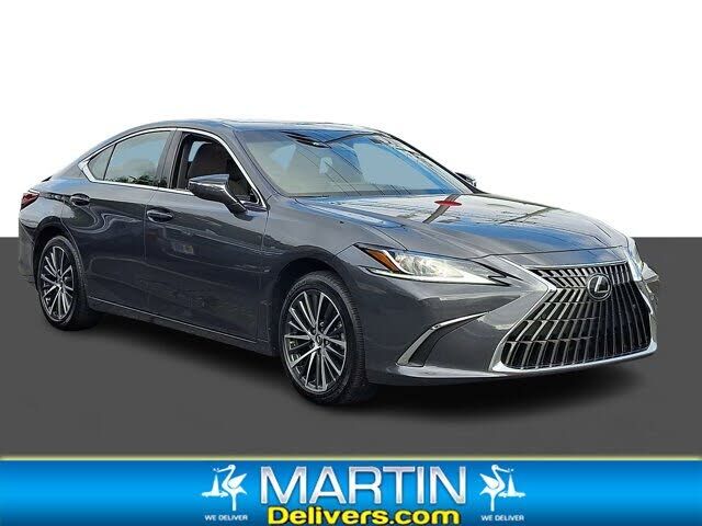 2025 LEXUS ES