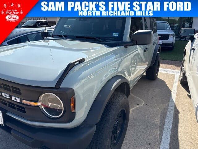 2022 FORD Bronco
