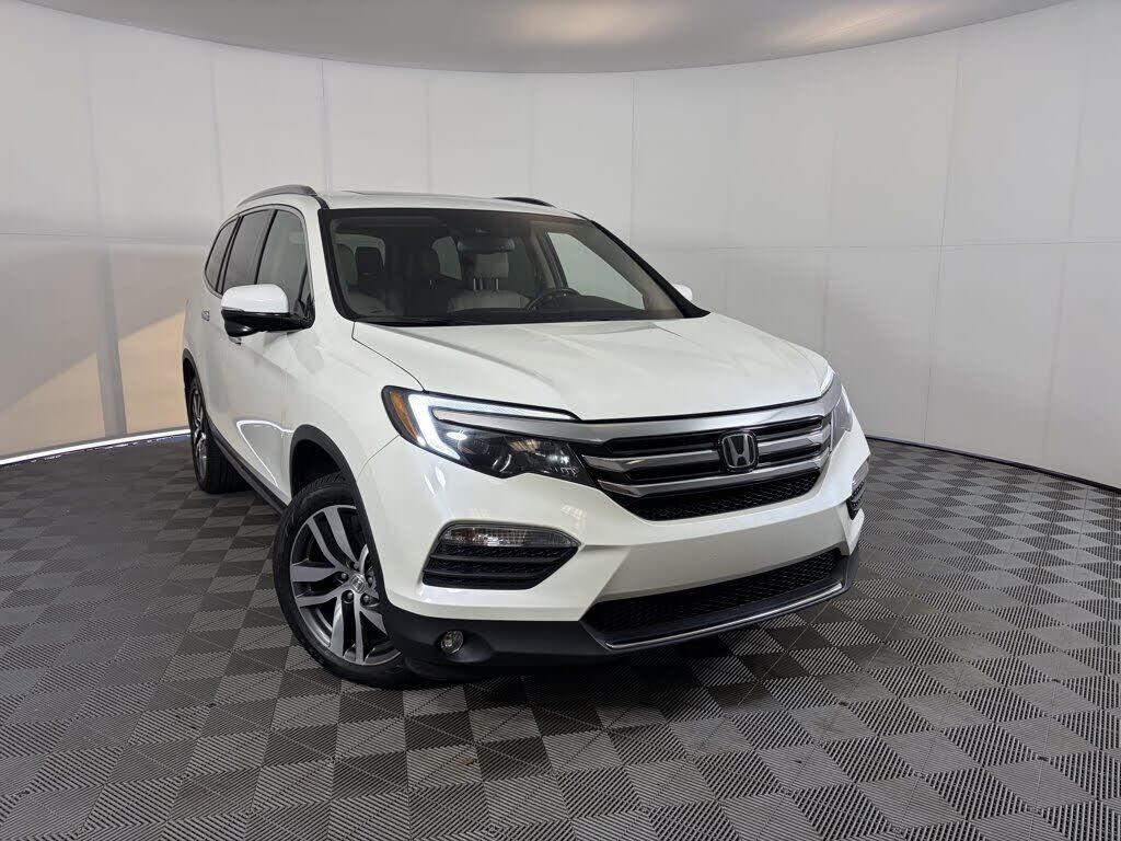 2017 HONDA Pilot