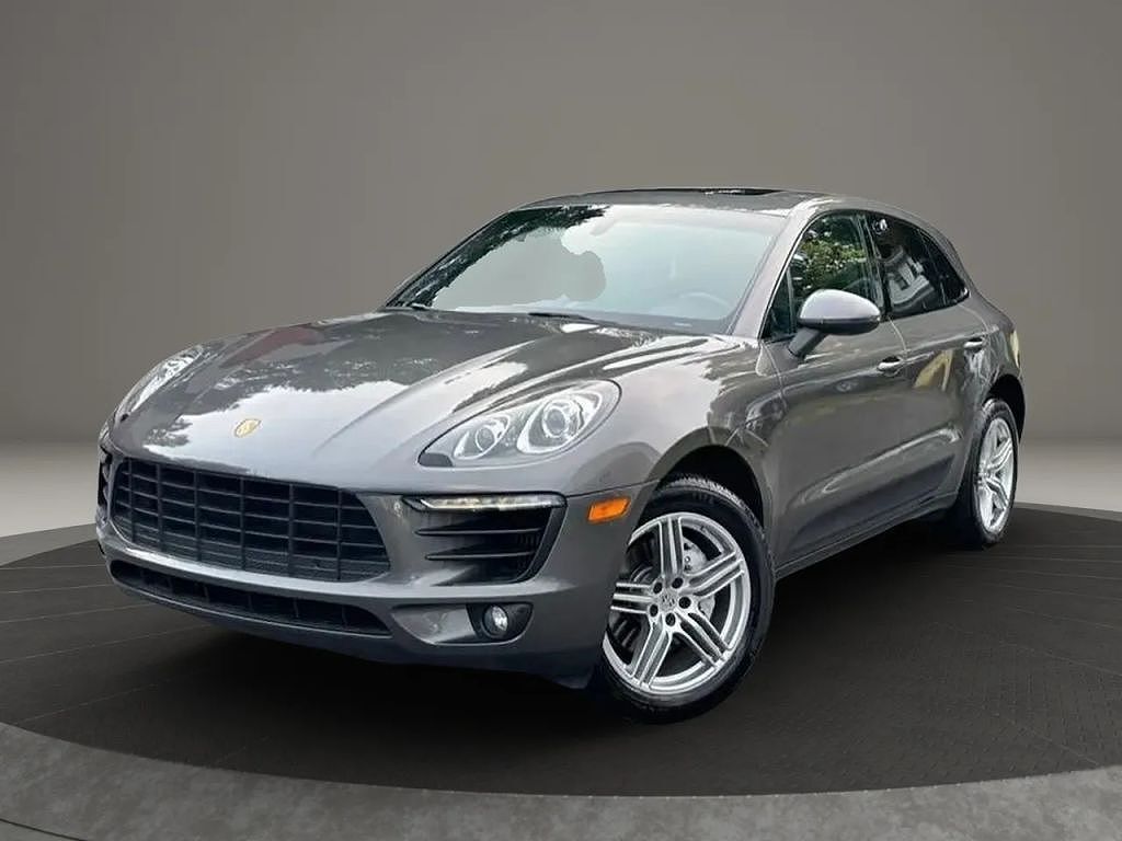 2015 PORSCHE Macan