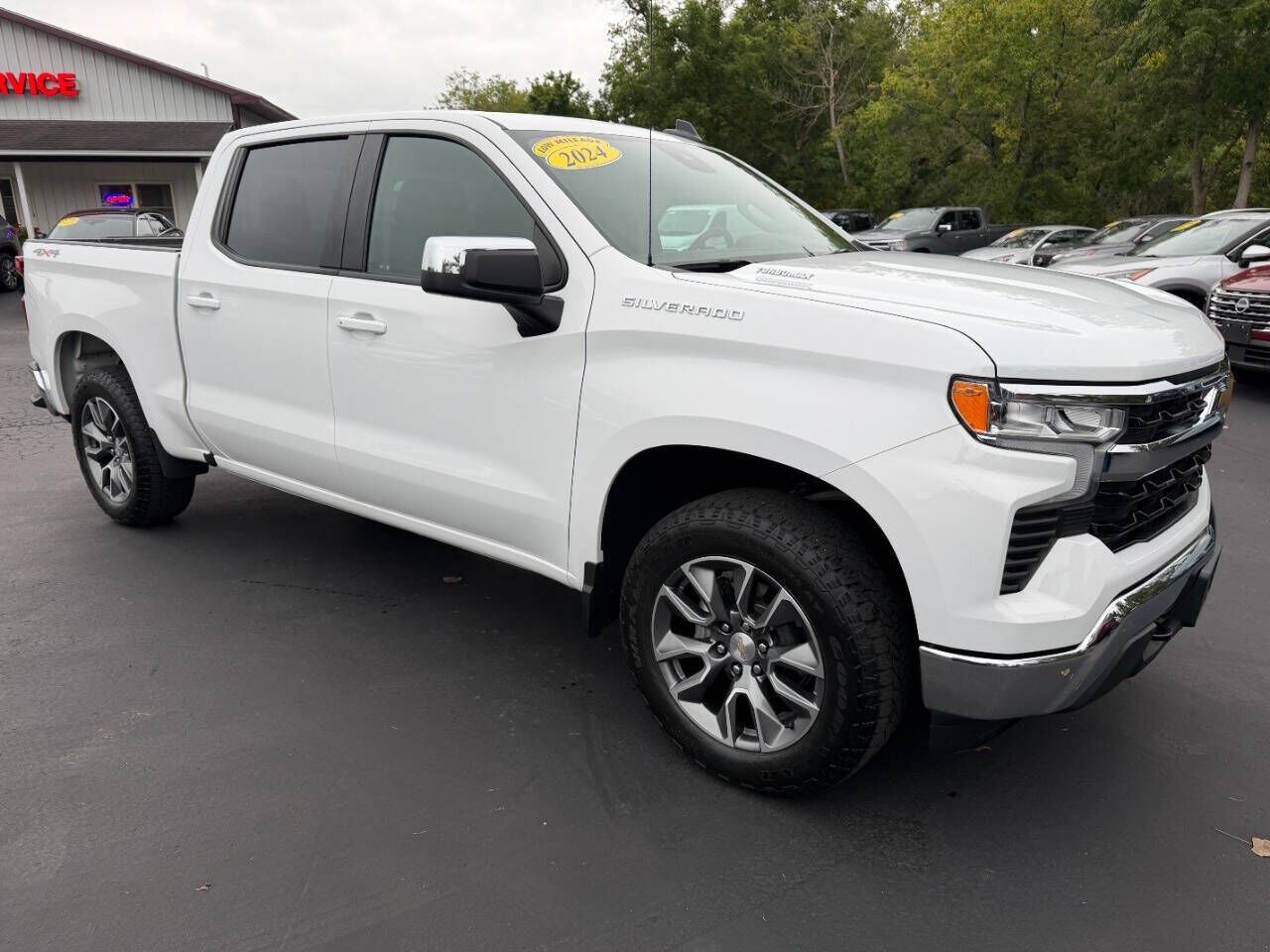 2024 CHEVROLET Silverado