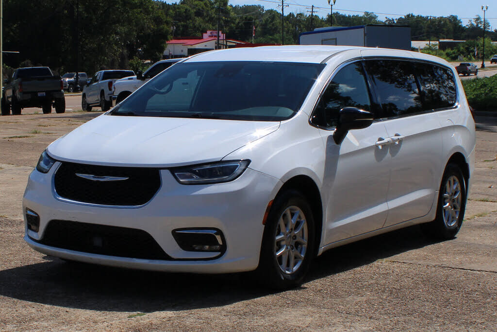 2025 CHRYSLER Pacifica