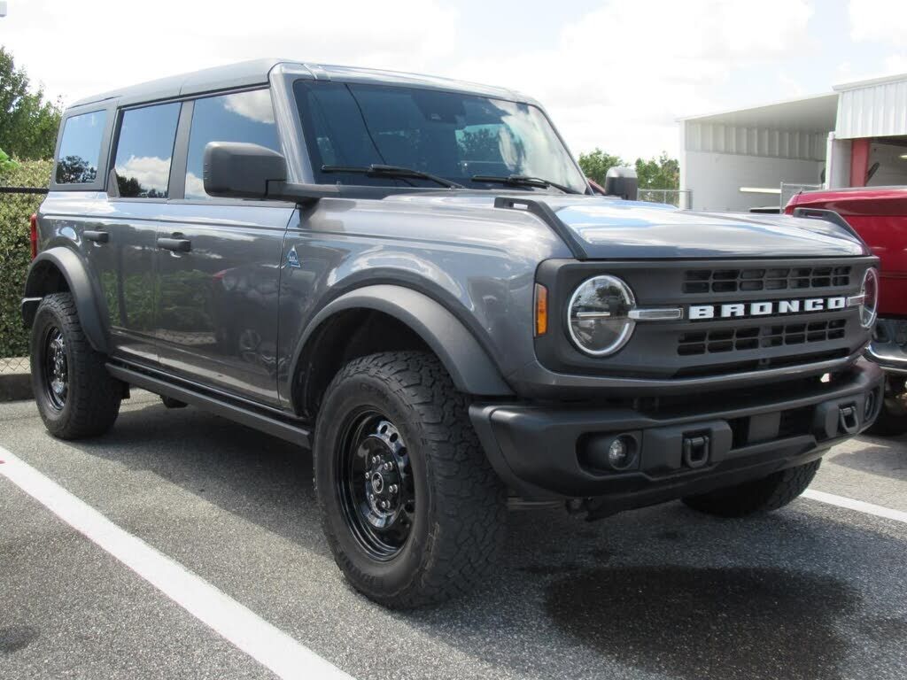 2022 FORD Bronco