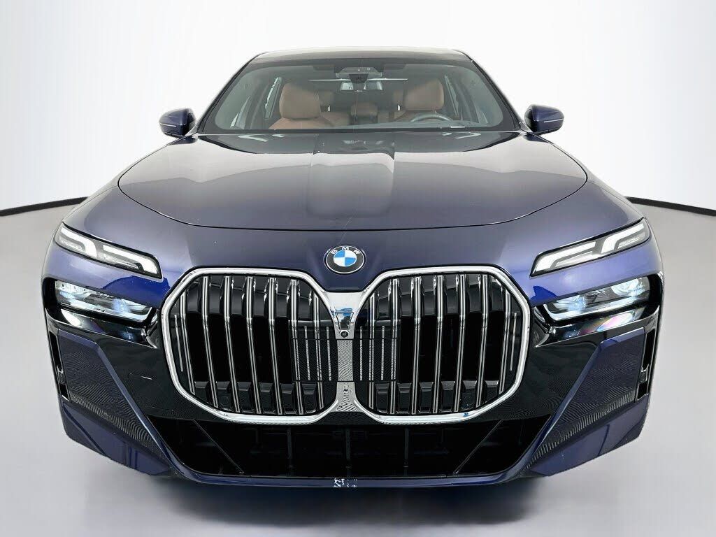 2024 BMW 760i