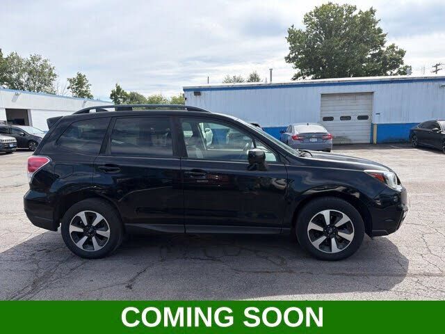 2017 SUBARU Forester