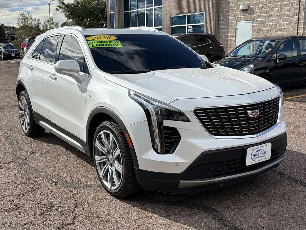 2020 CADILLAC XT4