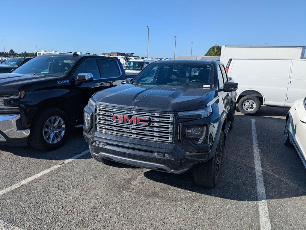 2024 GMC Canyon