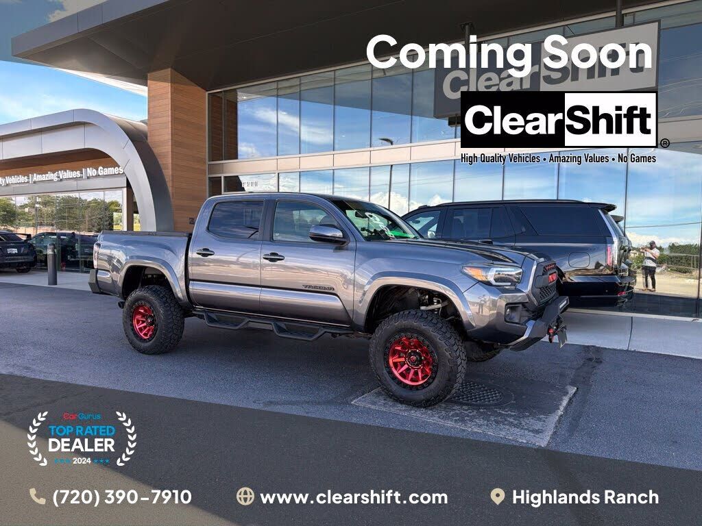 2017 TOYOTA Tacoma